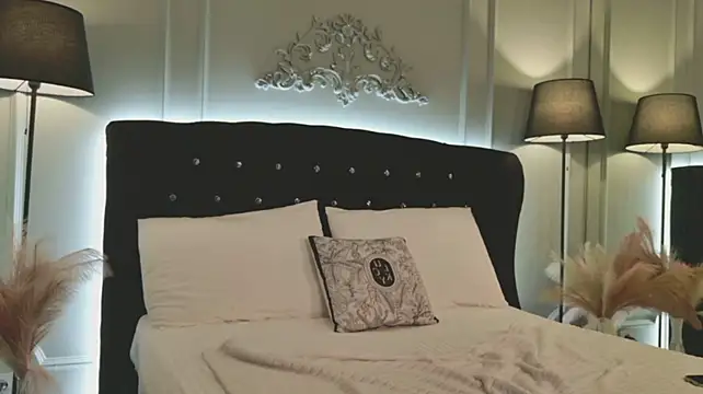 Mili_Joy live XXX chat