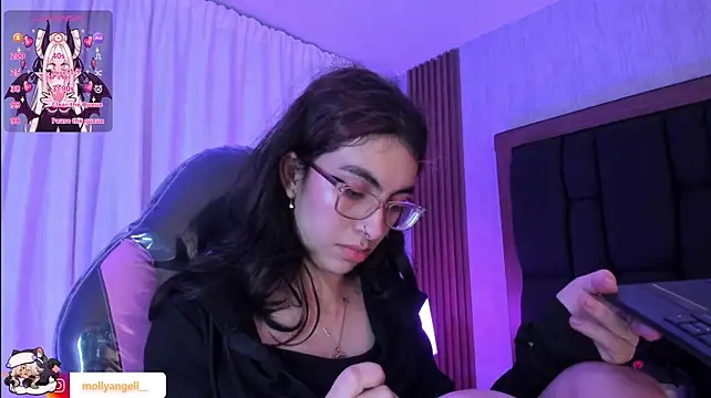 XXX chat uživo modela Molly_A