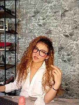 valentinaa_07's Live XXX Chat