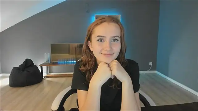 XXX chat uživo modela Ari_mon