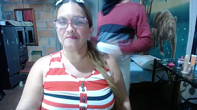 Chat +18 de MOTHER_AND_SON09 ao vivo
