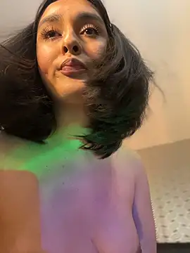 Онлайн чат XXX MiahWindsor
