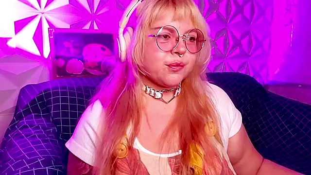 Chat XXX en directo de Satyn_doll