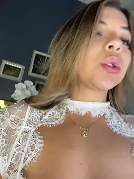 Chat XXX en directo de AngelBlushXXX
