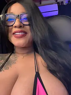 monroe_777 Adlı Modelin Canlı XXX Sohbeti