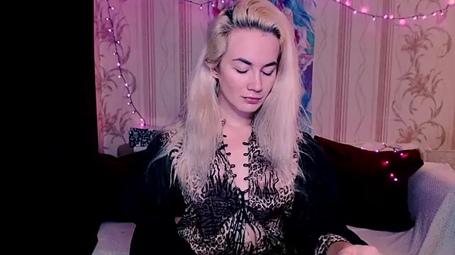 xxxcharismaaa Live XXX Chat