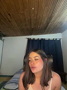 Megan-Moon Chat XXX in diretta