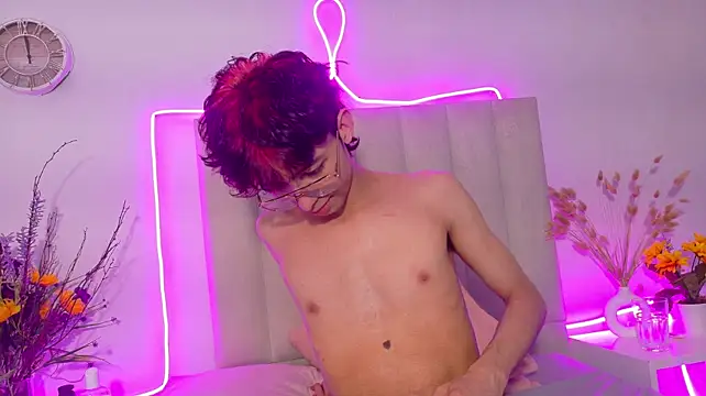 Show de Twink_Sebas7 na webcam