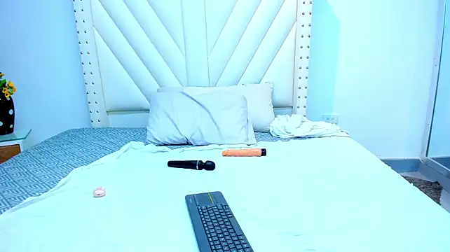 Živý XXX chat Paulynavera