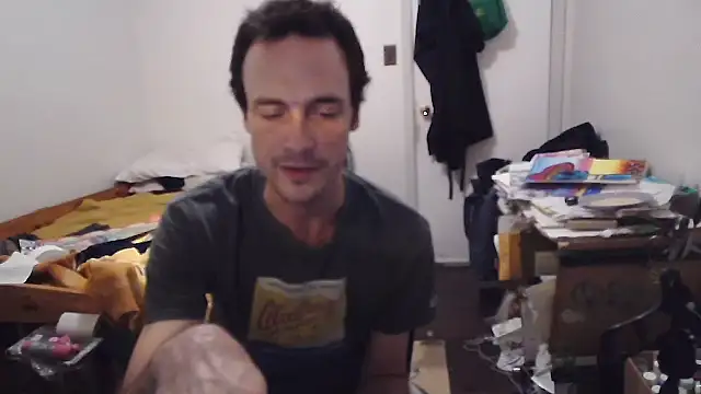 JohnnyMoves Chat XXX in diretta