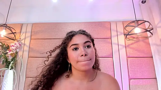 Czat XXX na żywo – CamilaCastillo