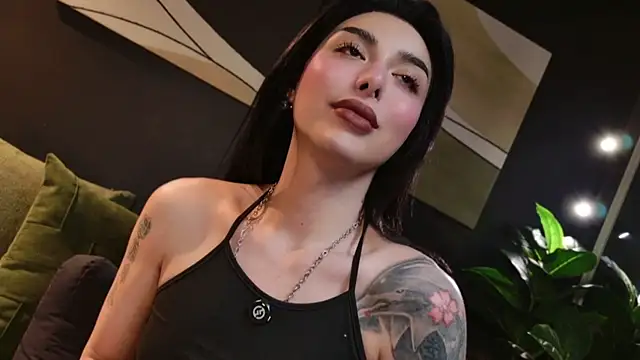 LetisiaRocks Chat XXX in diretta