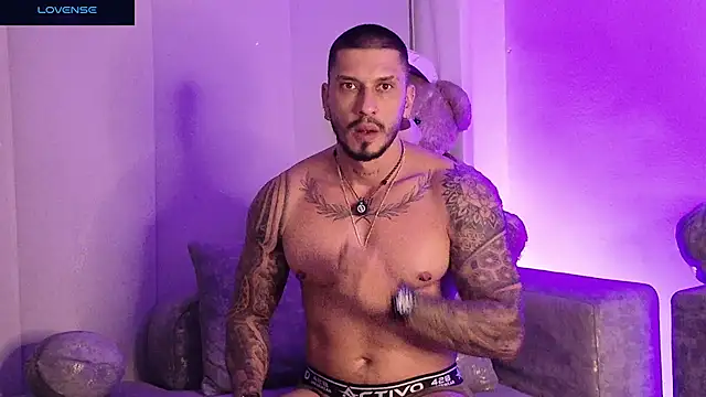 Онлайн чат XXX Seth_Vegaa