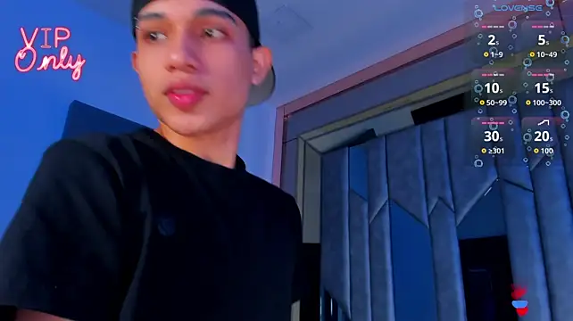 Czat XXX na żywo – Sebax_Young