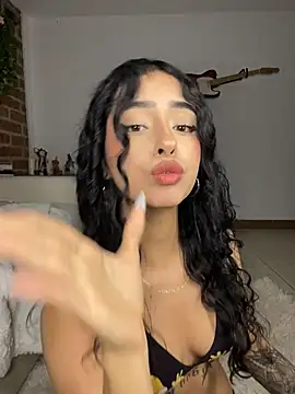 RosseMelody live XXX chat