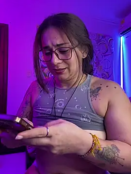 Czat XXX na żywo – Amarantha_666
