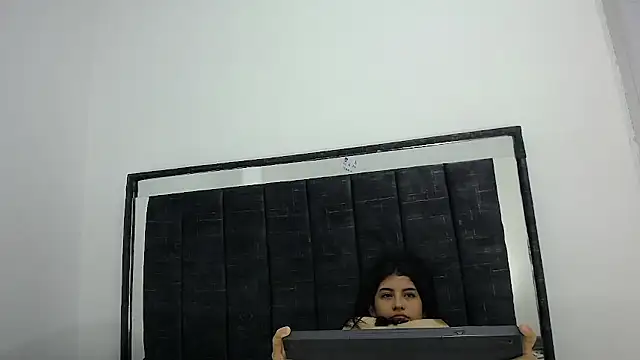 Crystal_and_criss Chat XXX live