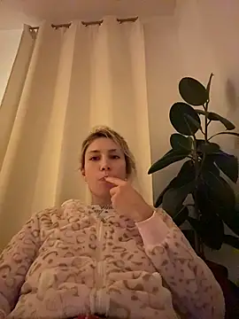 suyneslii Adlı Modelin Web Kamerası Şovu