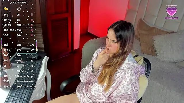 SophieeMillers XXX чат на живо