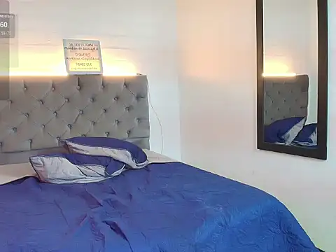 Moonnblue_n Live XXX chat