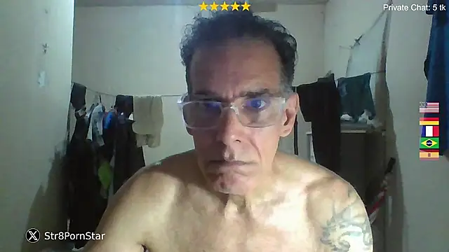 Živý XXX chat CaptainFox