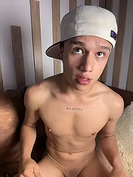 Dominik_Souza Chat XXX live