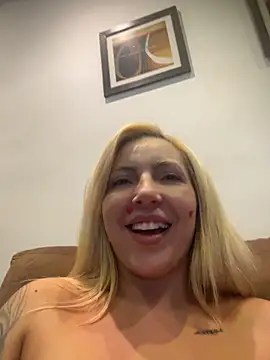 Show de Juuhschmitt na webcam