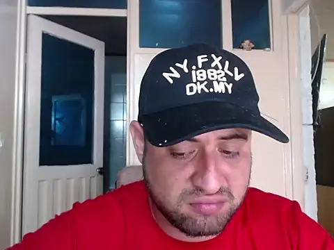 alphaswitchard Adlı Modelin Canlı XXX Sohbeti