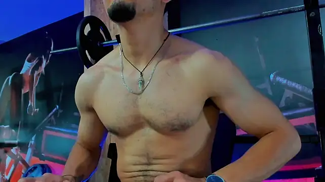 צ'אט XXX בשידור חי של AlessandroKiing