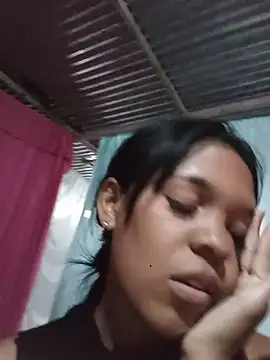 evalover1's Live XXX Chat