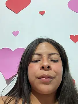MiaCollinssx 라이브 XXX 채팅