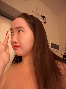 Asianpie_ XXX чат на живо