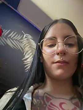 Kittyhelll_'s Live XXX Chat