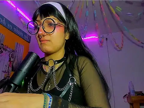 uwunita Chat XXX in diretta