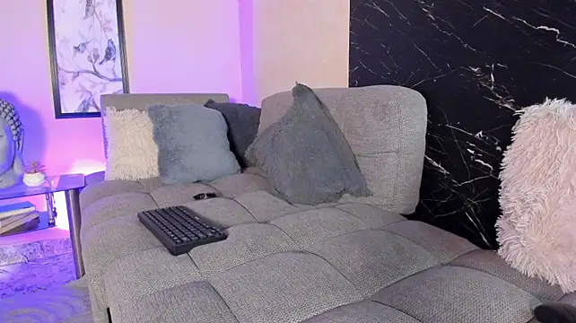 Czat XXX na żywo – Alana_Stone