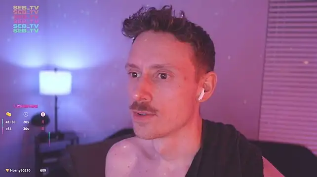 seb_tv élő XXX-chatje