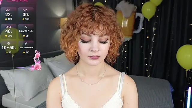 Chat XXX en directo de Kira__Fluffy