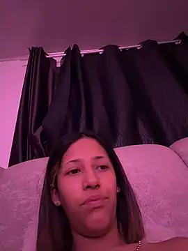 Czat XXX na żywo – vicky_bass_