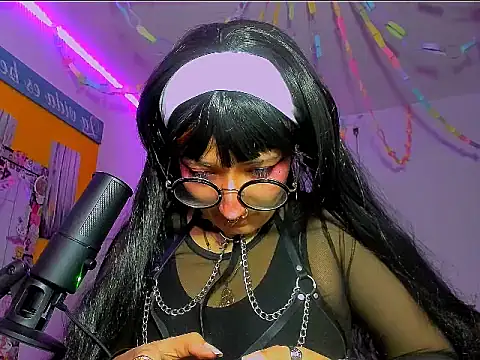 uwunita Chat XXX in diretta