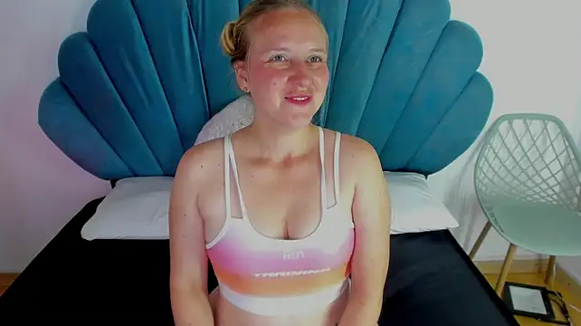 EmilySumer's Live XXX Chat