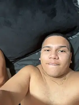 Patricio_02's Live XXX Chat
