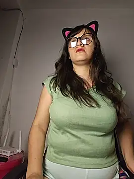 دردشة Kitty_Kalifa الجنسية المباشرة