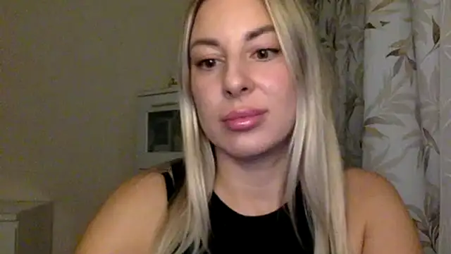 Arvelia – webcam-show