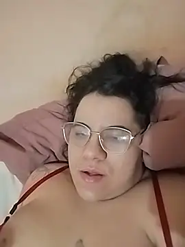 Chat +18 de Mari29patty ao vivo