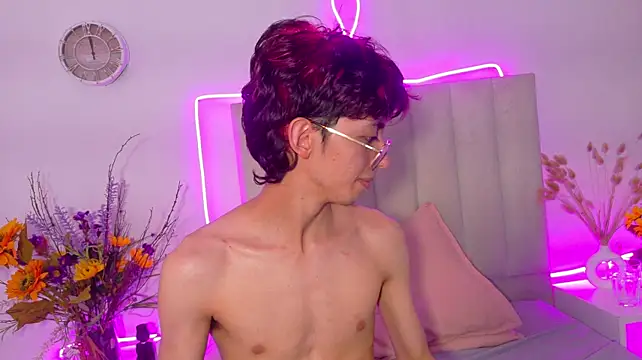 Twink_Sebas7 Chat XXX live