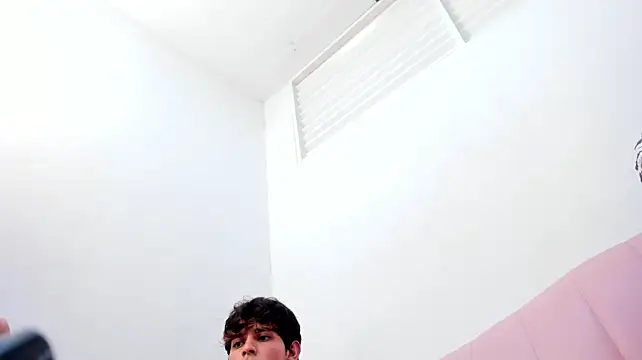 JamesCurls webkamerás műsora