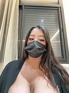 Ahlam7578 Adlı Modelin Canlı XXX Sohbeti