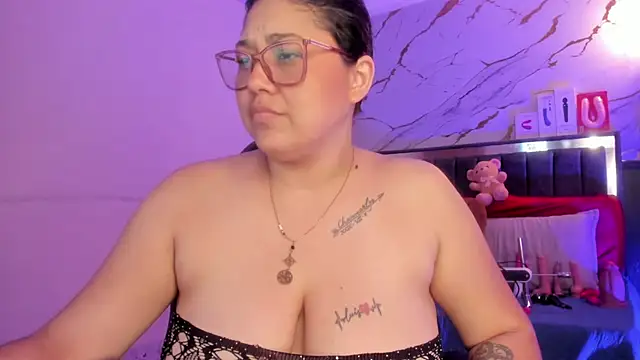 Meikochoe_x Adlı Modelin Canlı XXX Sohbeti