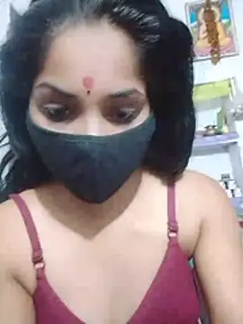 Madhu_sexe Adlı Modelin Canlı XXX Sohbeti