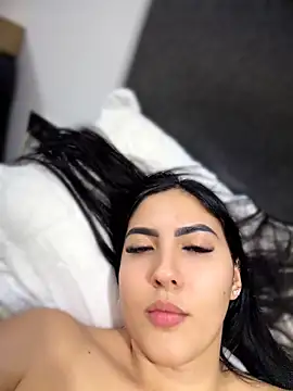 I_AM_SOPHIE_ Show in webcam